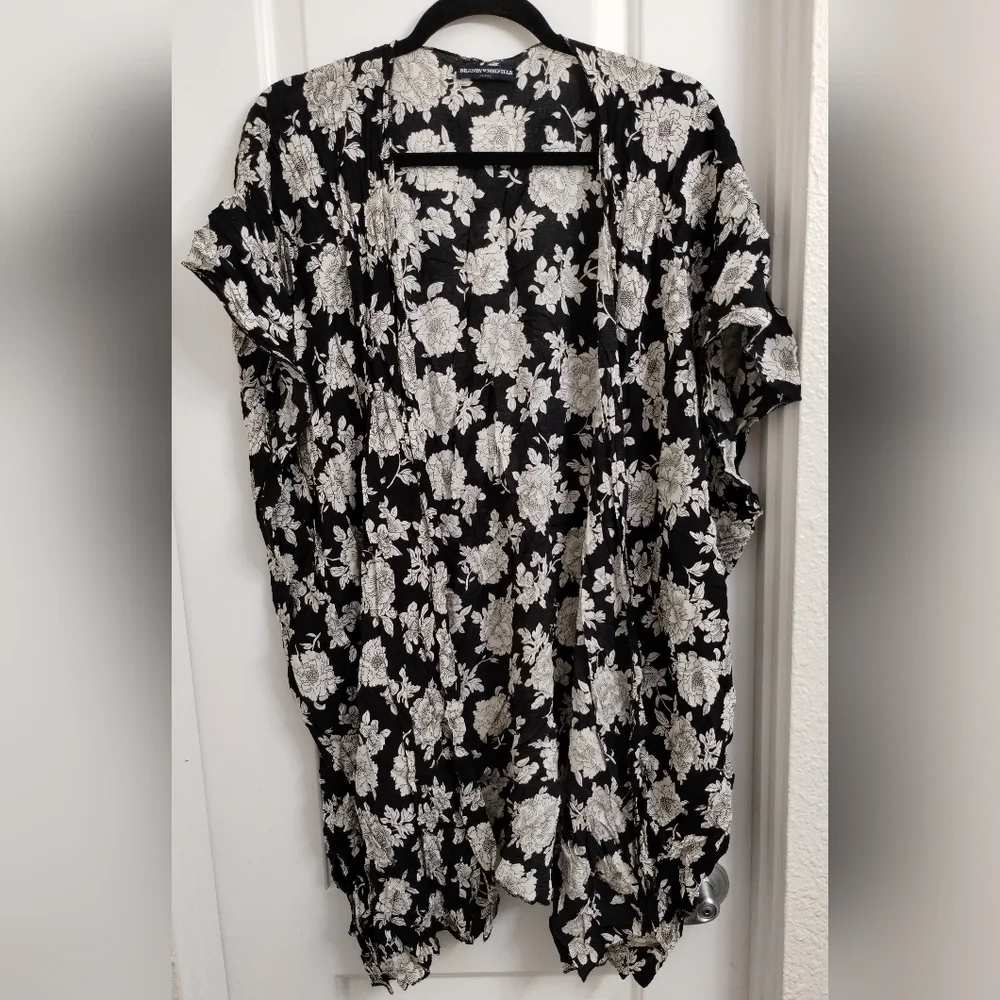 Brandy Melville Floral Kimono Duster Jacket One Size - Picture 2 of 7